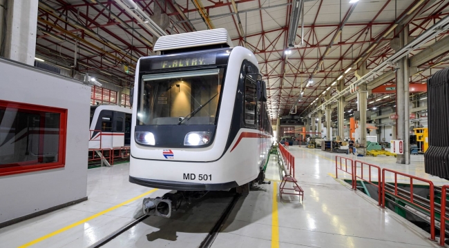 İşte İzmir Metrosu'nun 28'lik delikanlısı